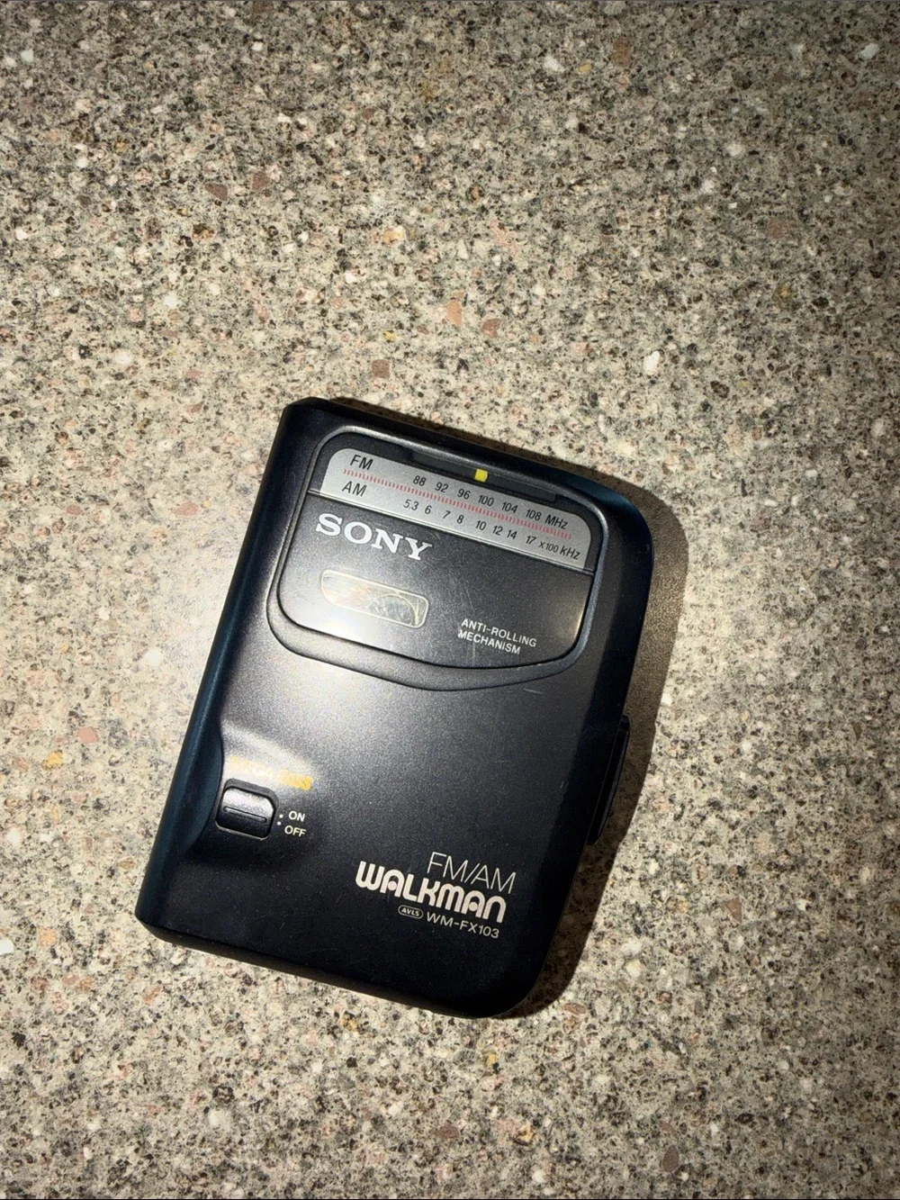 Sony FM/AM Walkman Portable Radio Player vintage
